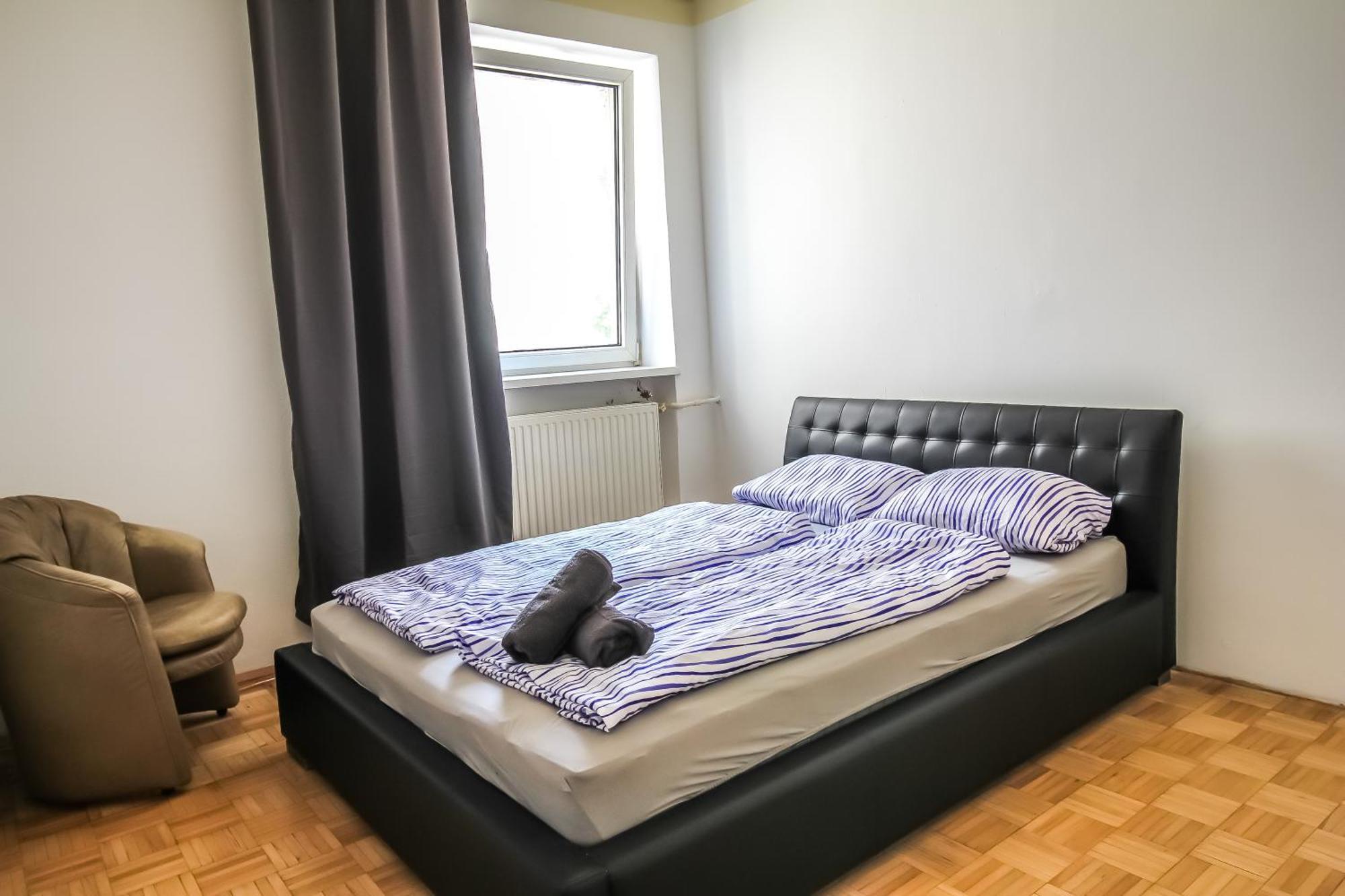 Cozy Rooms - U3 Hutteldorferstrasse Виена Екстериор снимка